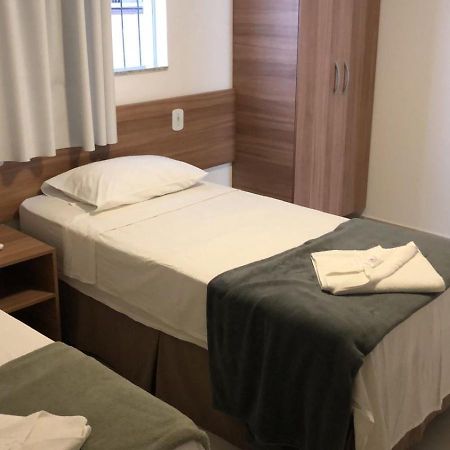 Hotel Oitis โกเวร์นาดอร์ วาลาดาเรส ภายนอก รูปภาพ